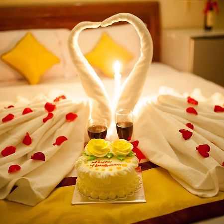 Happy Day 1 Hotel Да Лат Екстериор снимка