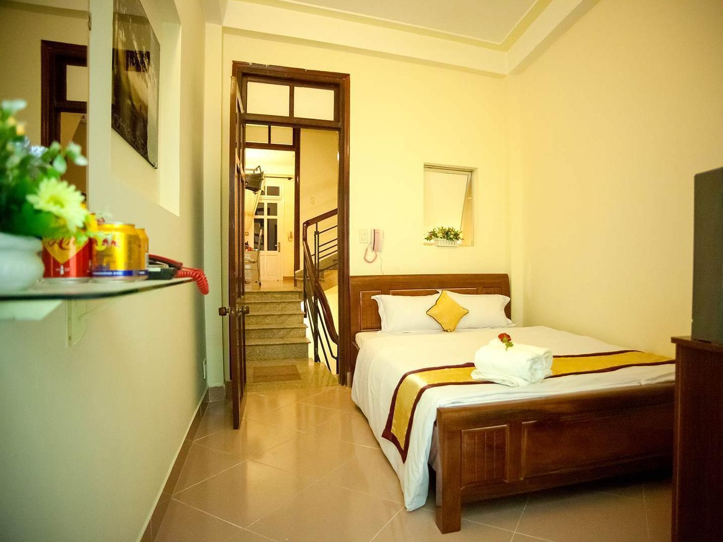 Happy Day 1 Hotel Да Лат Екстериор снимка